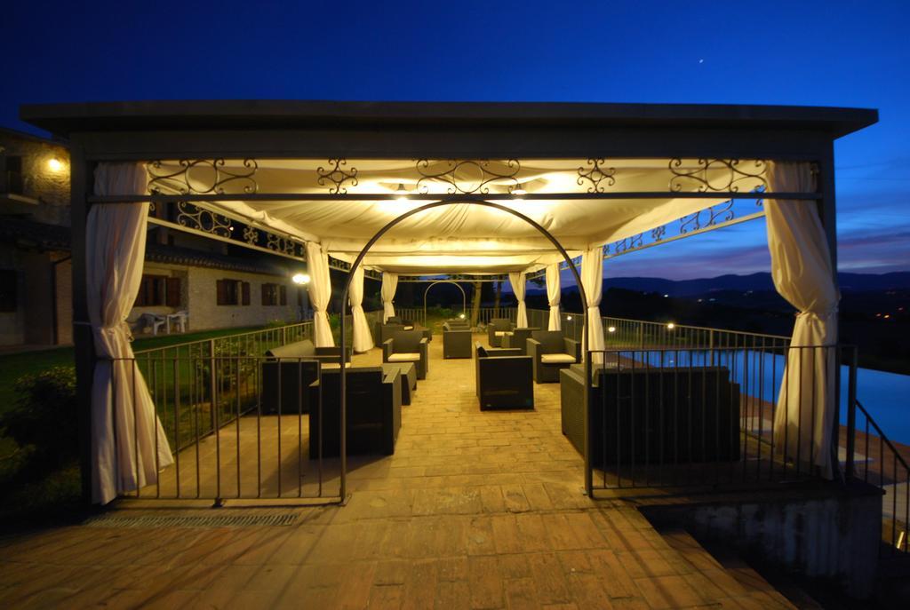 Spoleto By The Poolゲストハウス エクステリア 写真